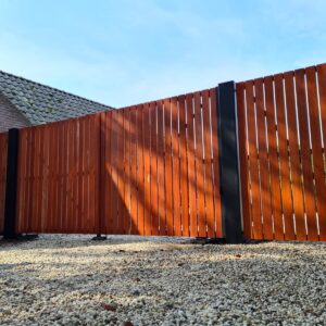 Houten Poorten
